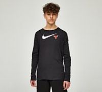 Nike Basketball Junior Chicago Bulls Essential Long Sleeve T-Shirt - Black - Size M/B