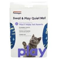 Petstages Swat and Play Quiet Mat - Light Up Cat and Kitten Toys - Interactive Nighttime Cat Toy - Ideal for Indoor Cats