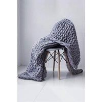 100*120cm Hand-Woven Chenille Blanket for Couch and Bed