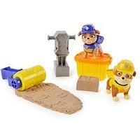 Rubble & Crew, Rubble and Mix Action Figures Set, with 85.05g of Kinetic Build-It Sand and 2 Handheld Building Toys, Kids’ Toys for ages 3 and up