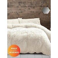 Catherine Lansfield Cuddly Deep Pile Faux Fur Super King Duvet Cover Set with Pillowcases Cream