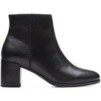 Clarks Freva 55 Zip Leather Boots In Black Wide Fit Size 7