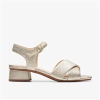 Clarks Serina35 Cross Leather Sandals In Champagne Wide Fit Size 4